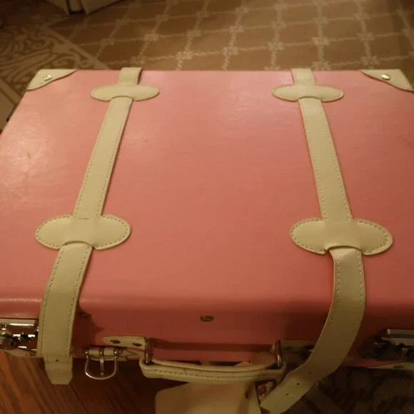 4-Piece Steamline Luggage Set, Large suitcase, carryon suitcase,  two hatboxes - Picture 2 of 16